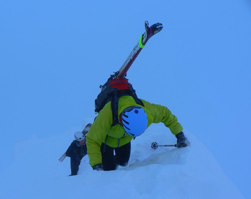 skialpaktual-deressky-kotol-v-hmle